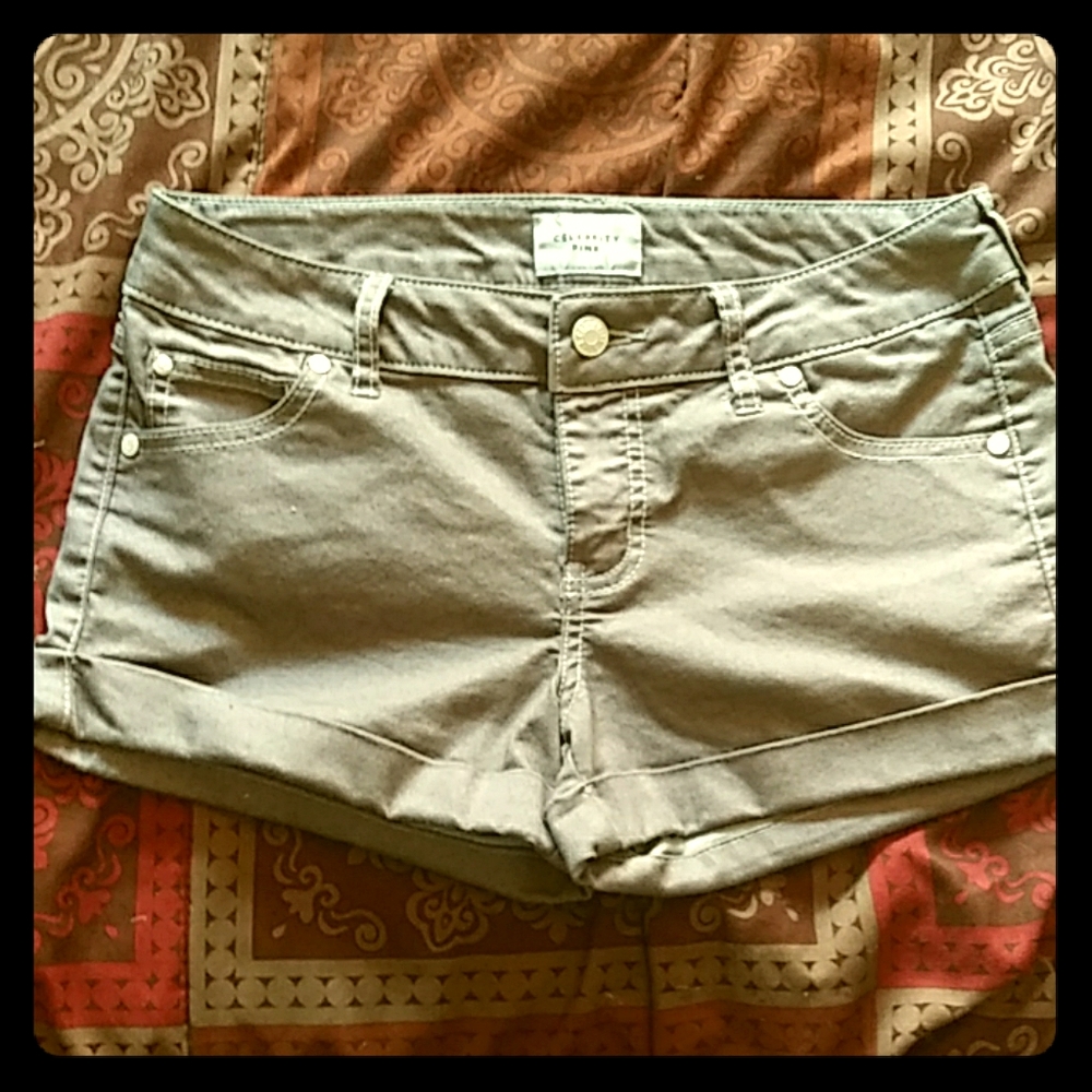 Ladies shorts